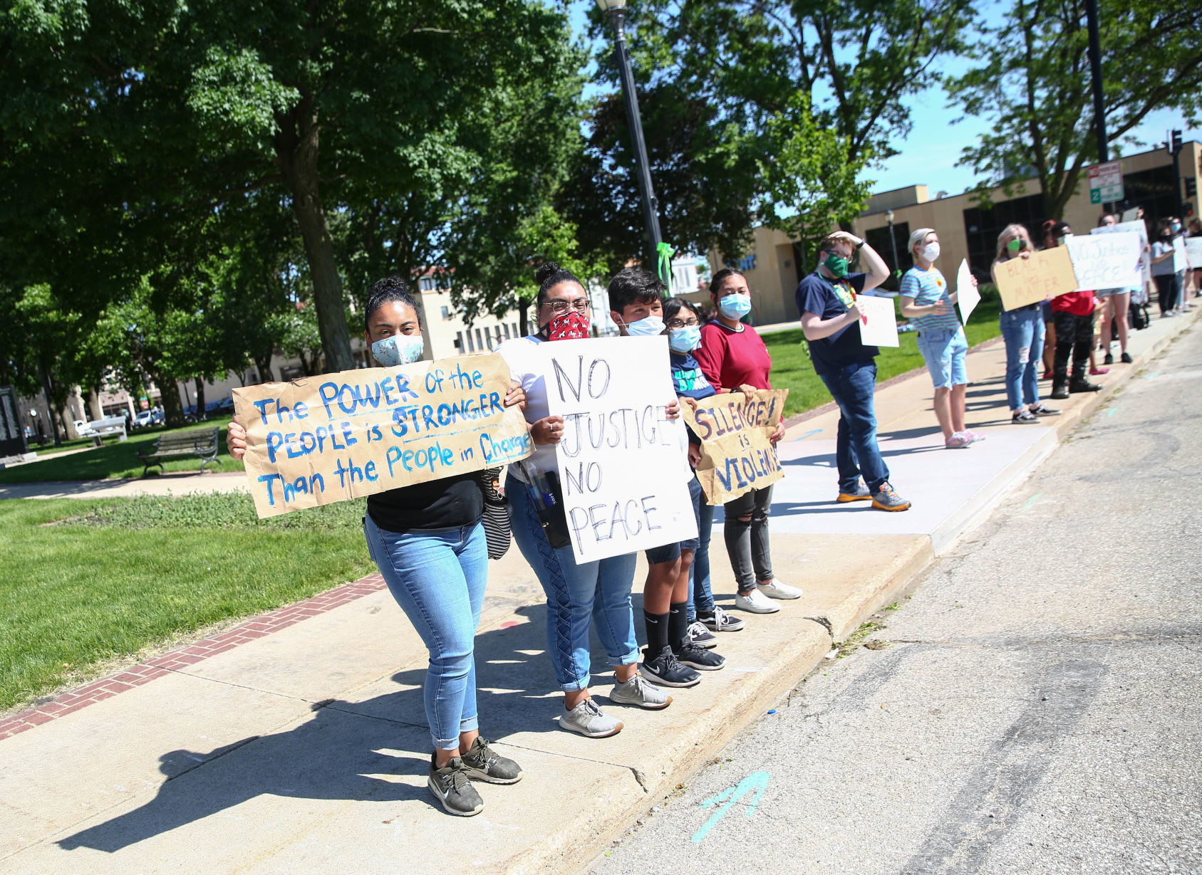 #BlackLivesMatter protest Mason City June 1 (47).jpg